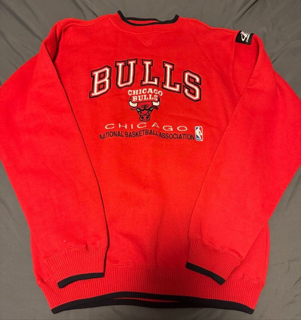 Chicago Bulls Size Large Logo Athletic Red Crewneck Sweater Vintage Men Used
